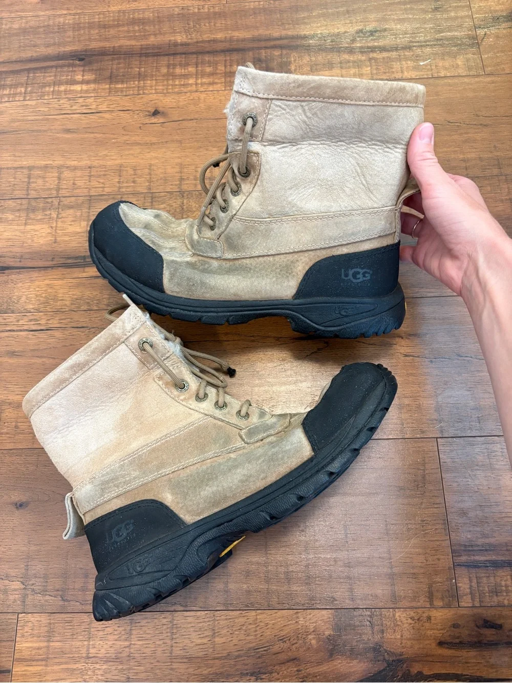 UGG Australia Hilgard Rope Beige Men's Boots Size 9 Fur Sherpa Lined Lace Up Tan